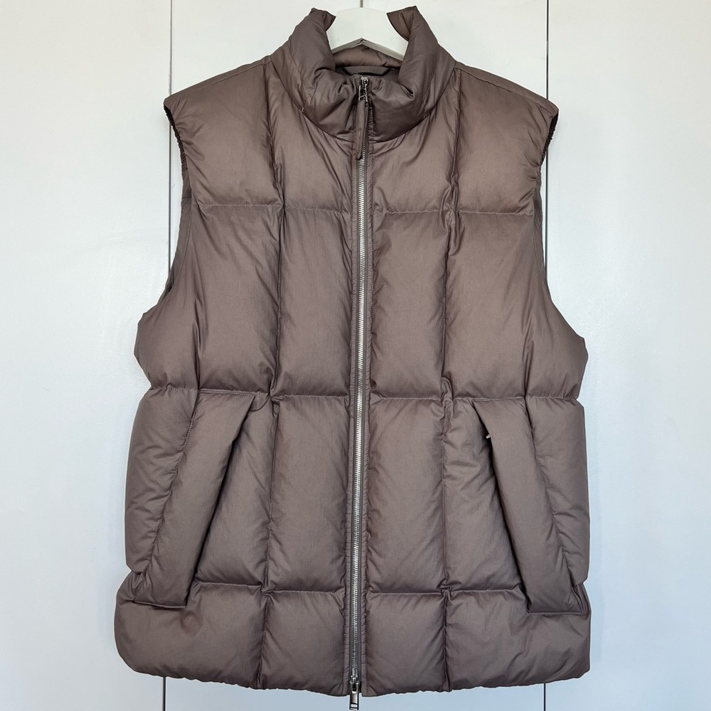 Theory Men’s Puffer Vest, Medium